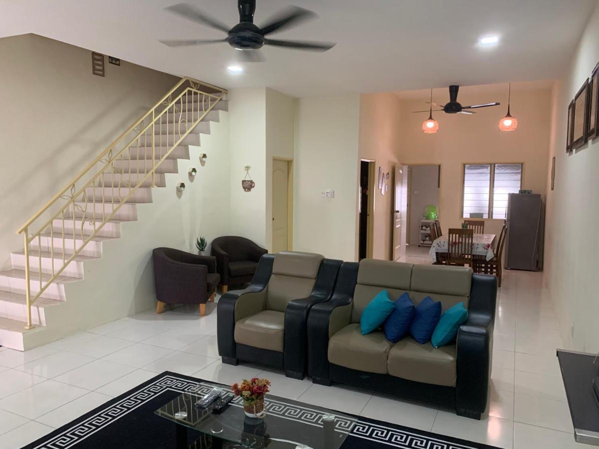 Zillqayyim Homestay Seri Iskandar Bagian luar foto